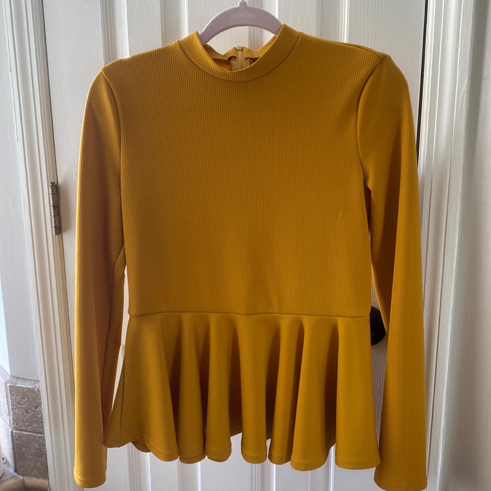 Long sleeve orangeish gold never worn